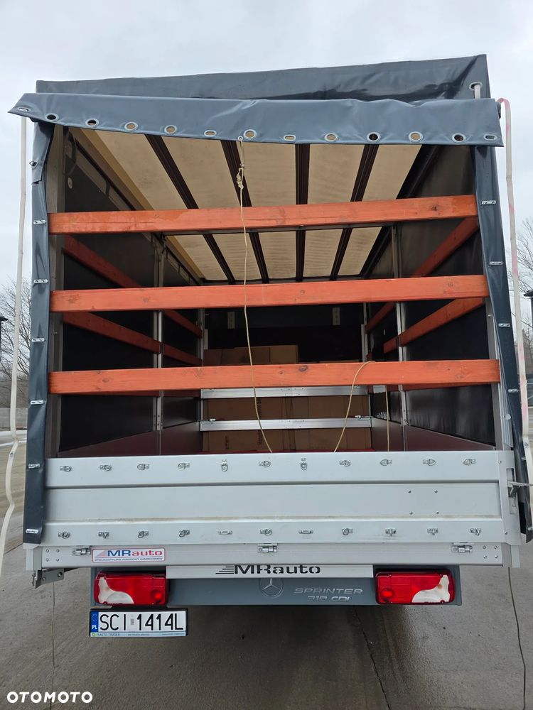 Mercedes-Benz Sprinter - 12
