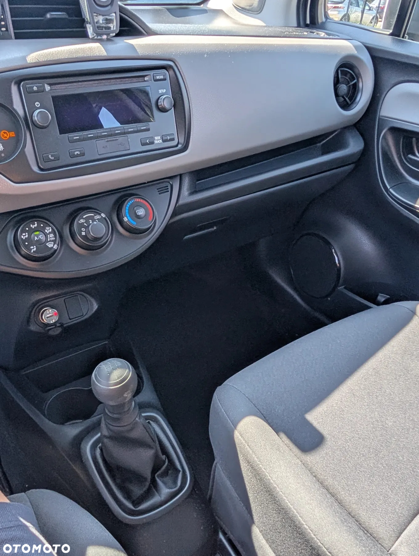 Toyota Yaris 1.0 Active - 10