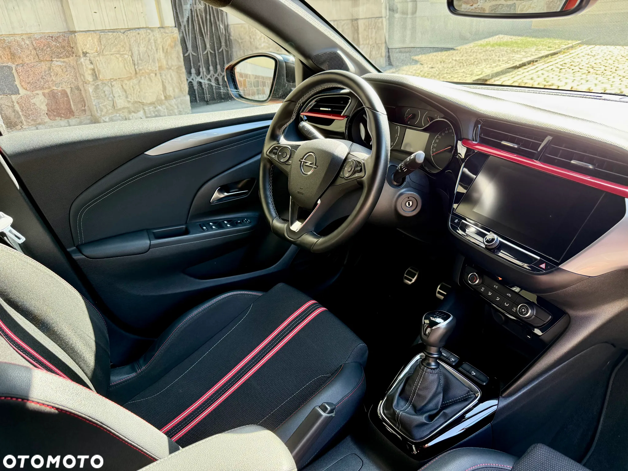 Opel Corsa 1.2 GS Line S&S - 23