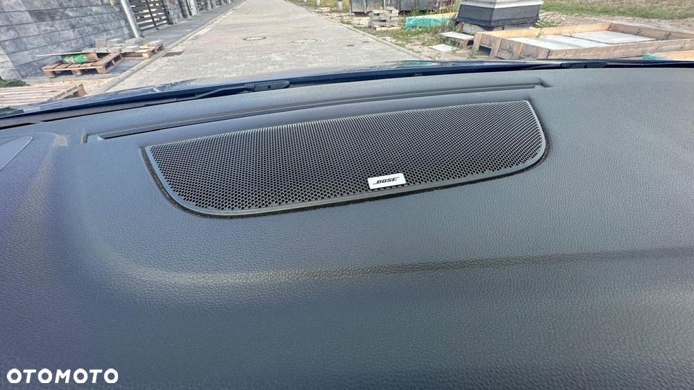 Renault Megane 1.6 TCe GT EDC - 30