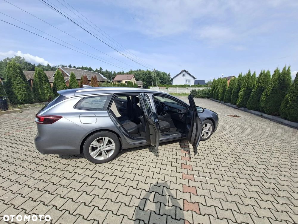 Opel Insignia - 18