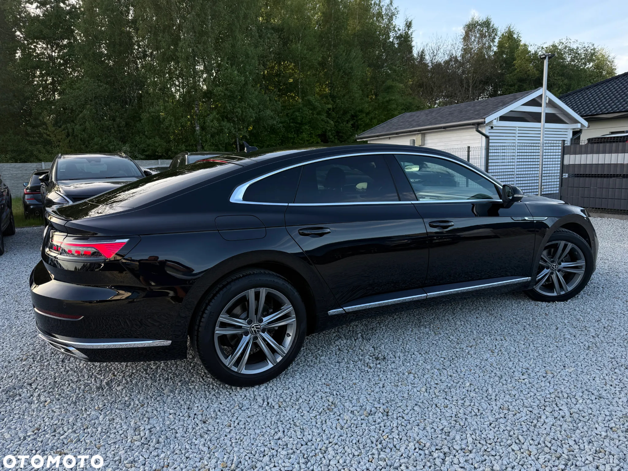 Volkswagen Arteon 2.0 TDI R-Line DSG - 17
