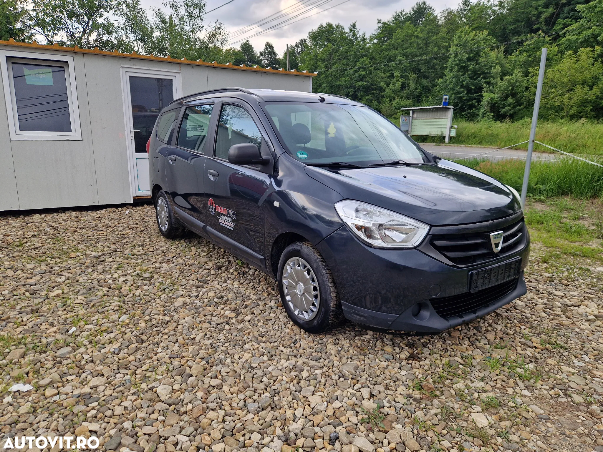 Dacia Lodgy 1.5 dCi 90 CP Ambiance - 2