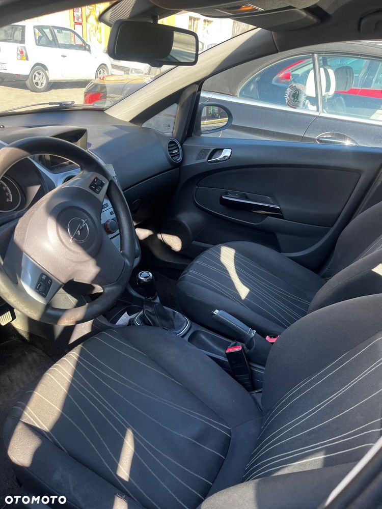 Opel Corsa 1.2 16V Cosmo - 7