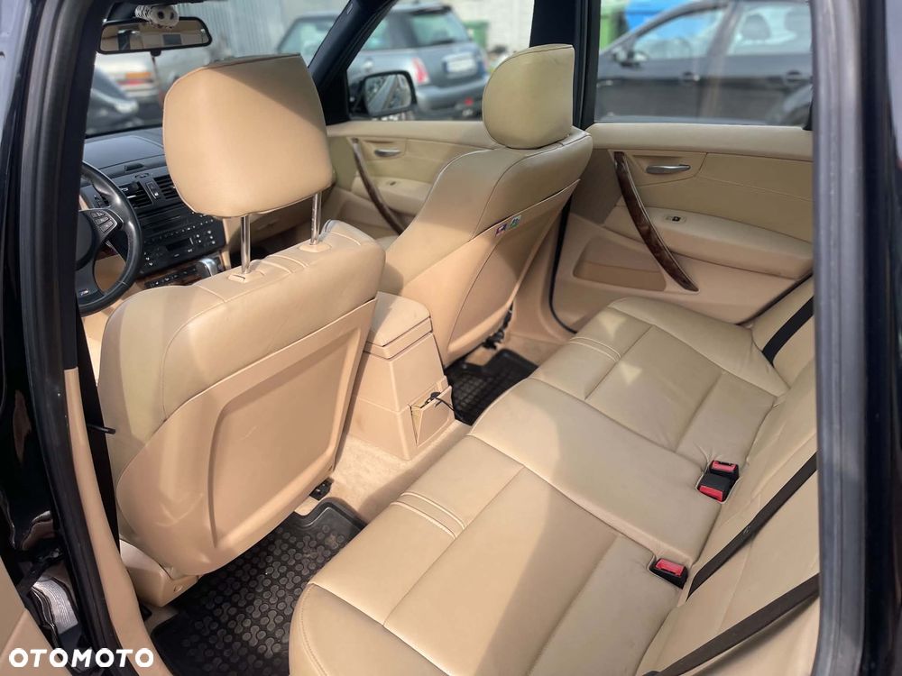 BMW X3 3.0si - 10