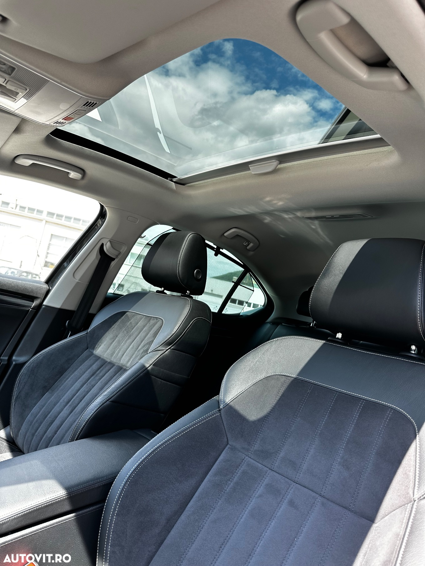 Skoda Superb 1.5 TSI DSG Sportline - 9