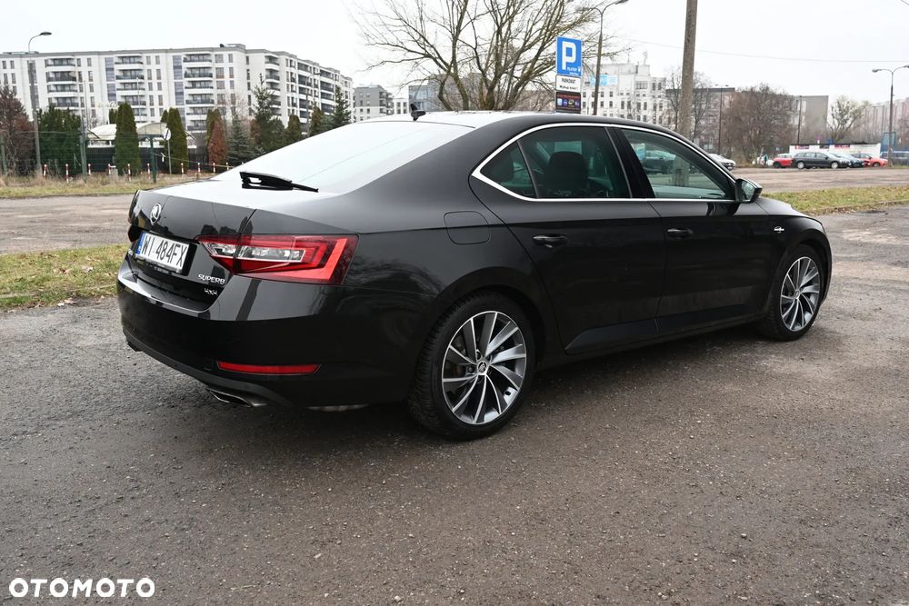 Skoda Superb 2.0 TSI 4x4 L&K DSG - 2