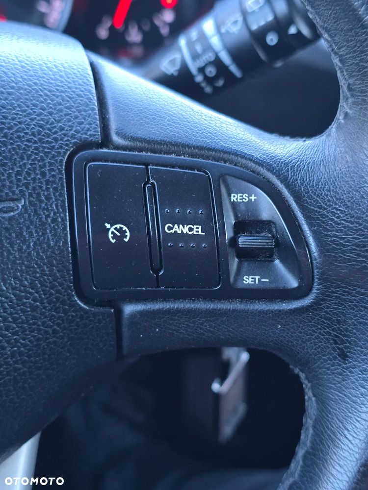 Kia Sportage 1.7 CRDI 2WD ISG Spirit - 30