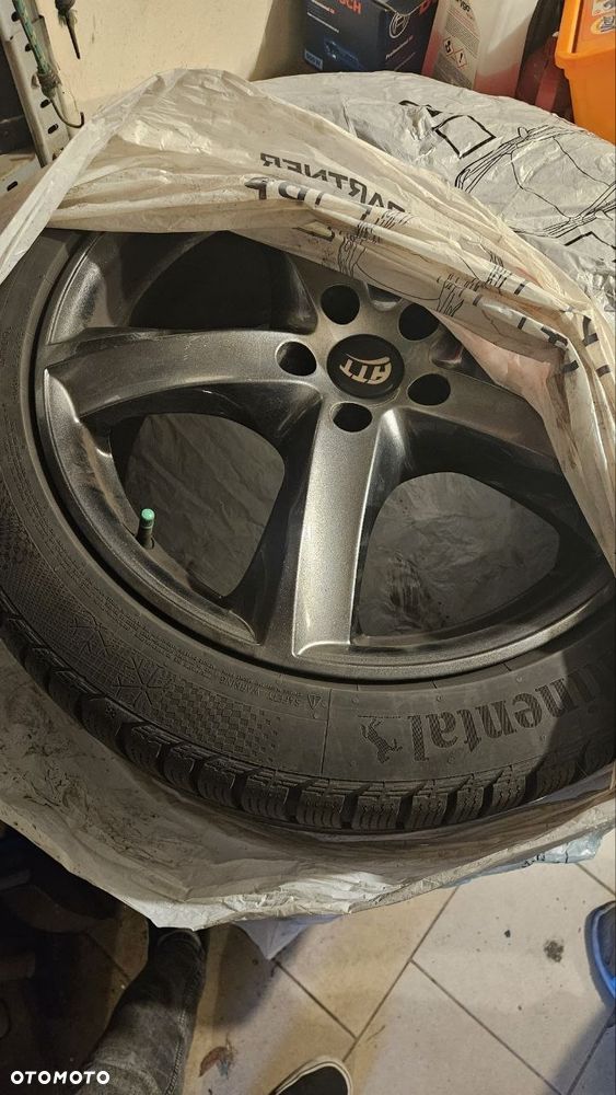 Volvo S60 T5 AWD R-Design - 28