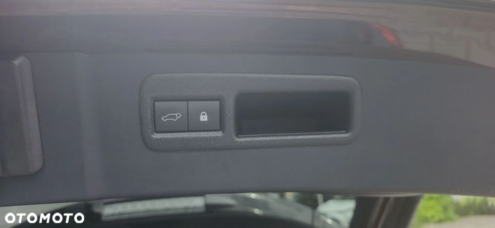 Lexus NX 300h Comfort AWD - 39