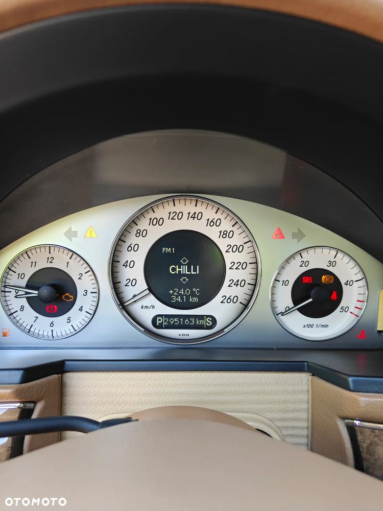 Mercedes-Benz Klasa E 320 CDI Avantgarde - 20