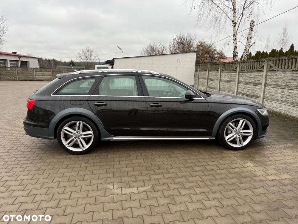 Audi A6 Allroad - 12