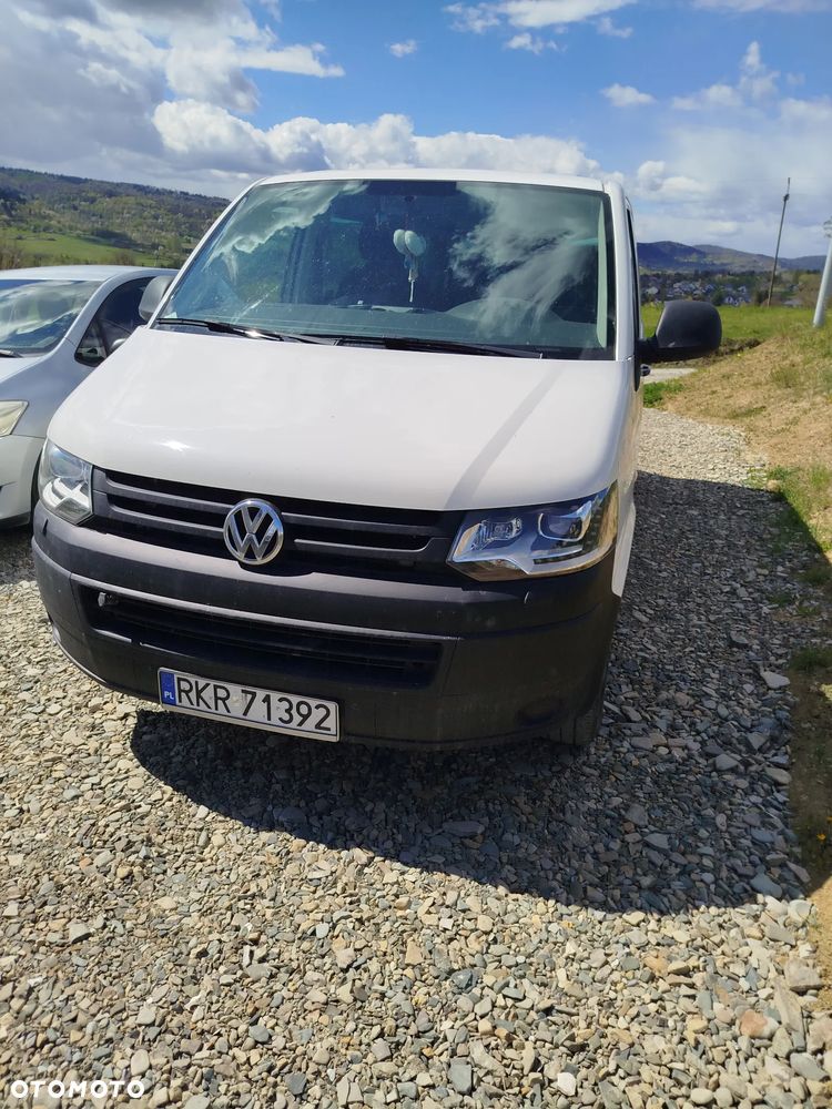 Volkswagen Caravelle - 5