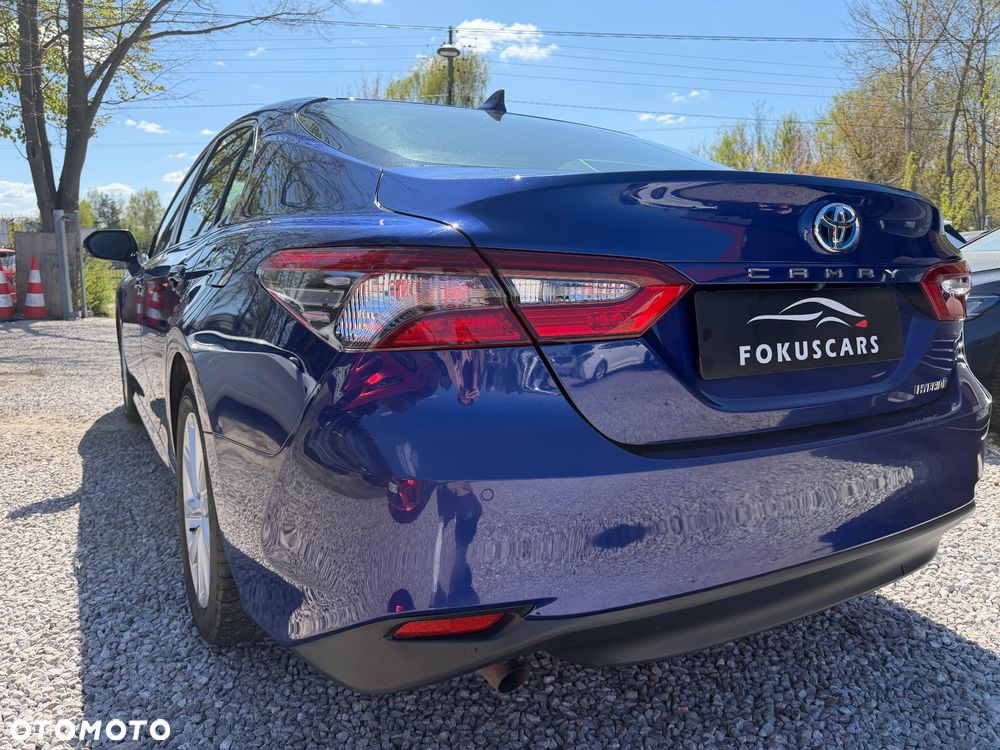 Toyota Camry 2.5 Hybrid Comfort CVT - 6