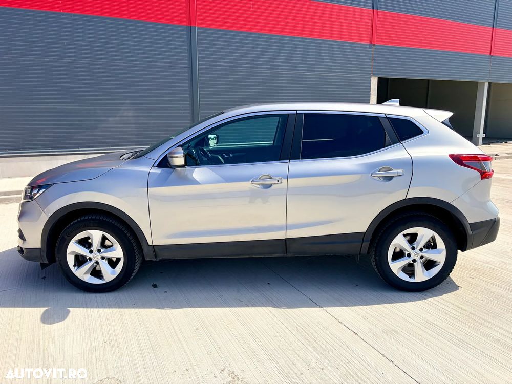 Nissan Qashqai 1.6 DCI Xtronic ACENTA - 4