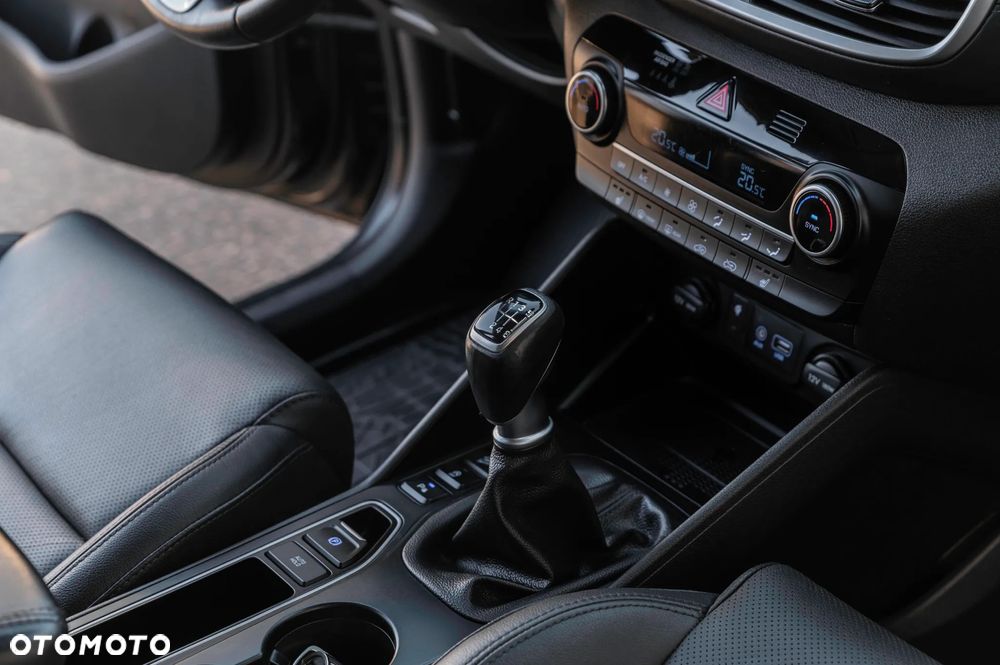 Hyundai Tucson blue 1.6 CRDi 2WD Style - 27