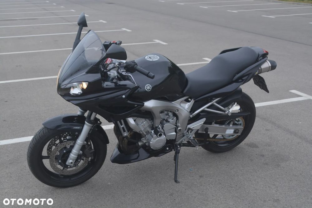 Yamaha FZ6 - 16