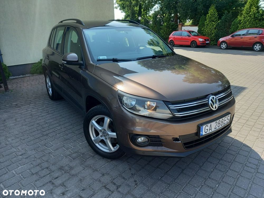 Volkswagen Tiguan 2.0 TDI DPF 4Motion BlueMotion Technology Lounge Sport & Style - 9