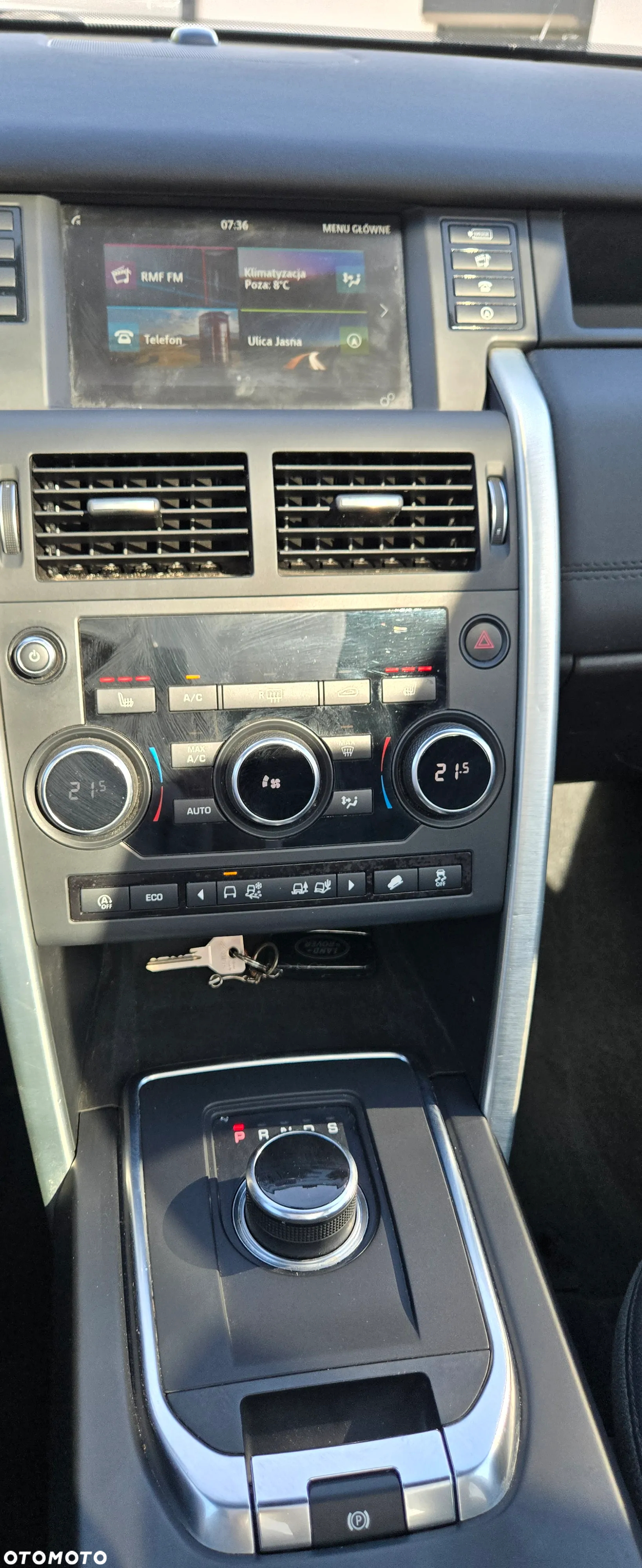 Land Rover Discovery Sport - 13