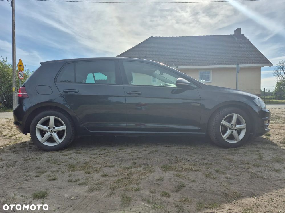 Volkswagen Golf 1.4 TSI BMT Highline - 2