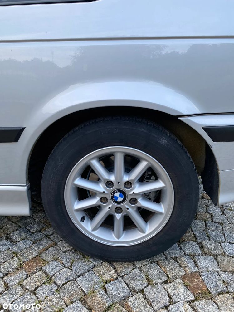BMW Seria 3 318ti - 12