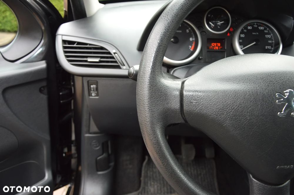 Peugeot 207 75 Tendance - 17