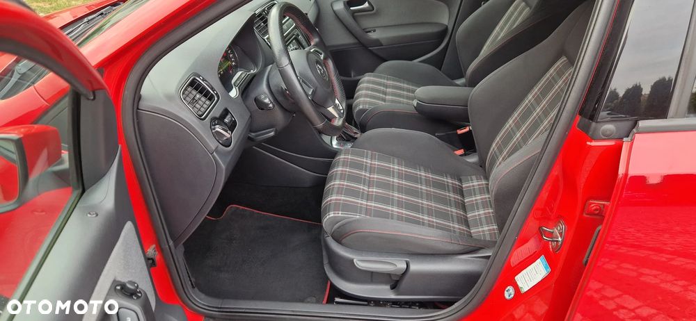 Volkswagen Polo 1.4 DSG GTI - 16