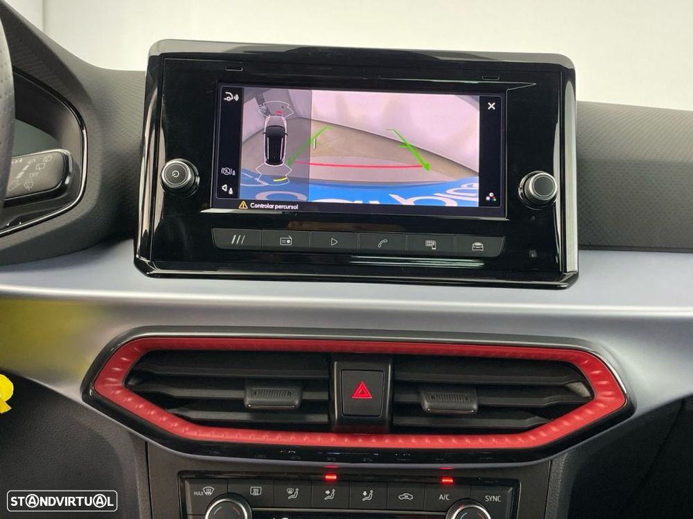 SEAT Arona 1.0 TSI FR - 24