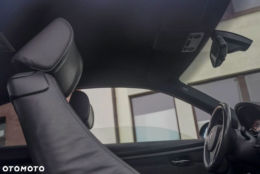 BMW Seria 3 325i - 36