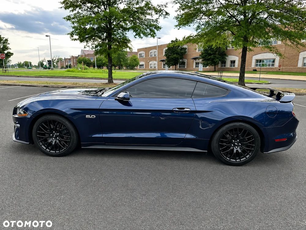 Ford Mustang - 7