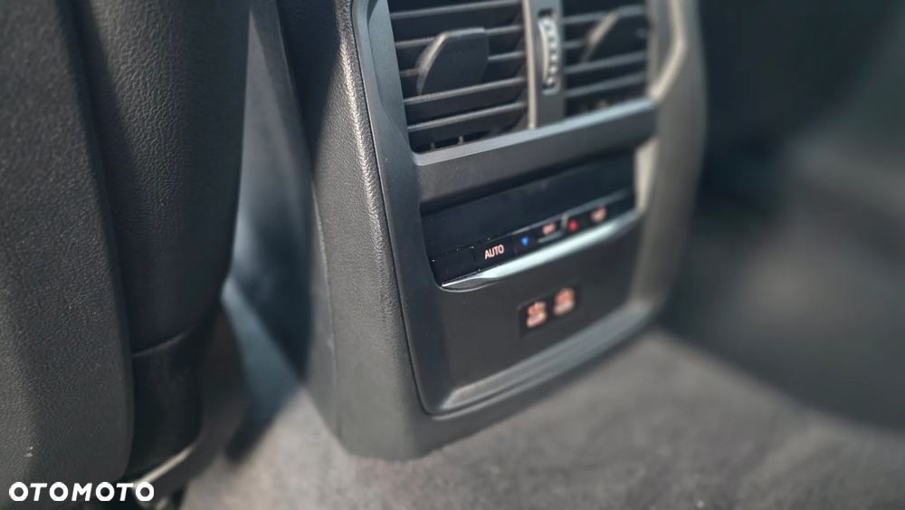BMW Seria 4 430i xDrive M Sport - 27