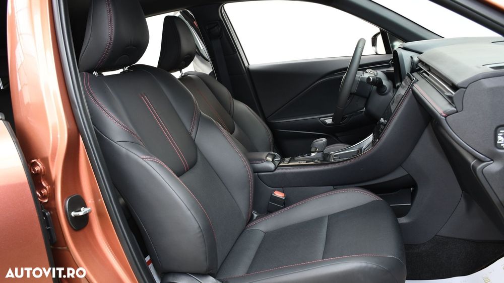 Lexus LBX 1.5 HEV 4x2 CVT Emotion - 11