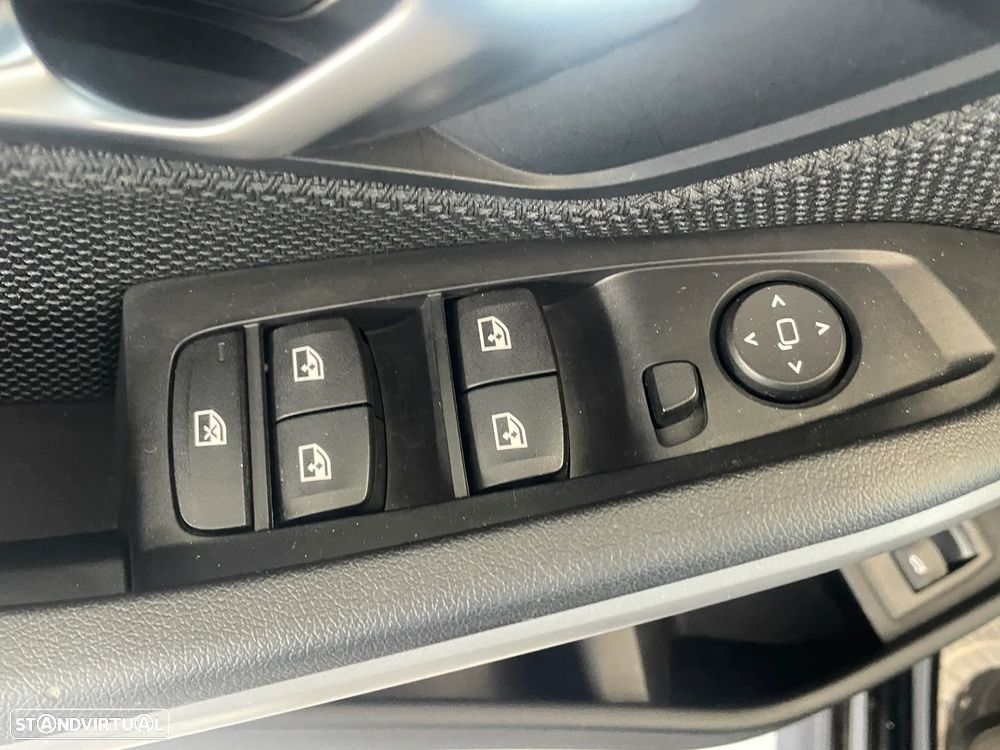 BMW 330 e Auto - 19