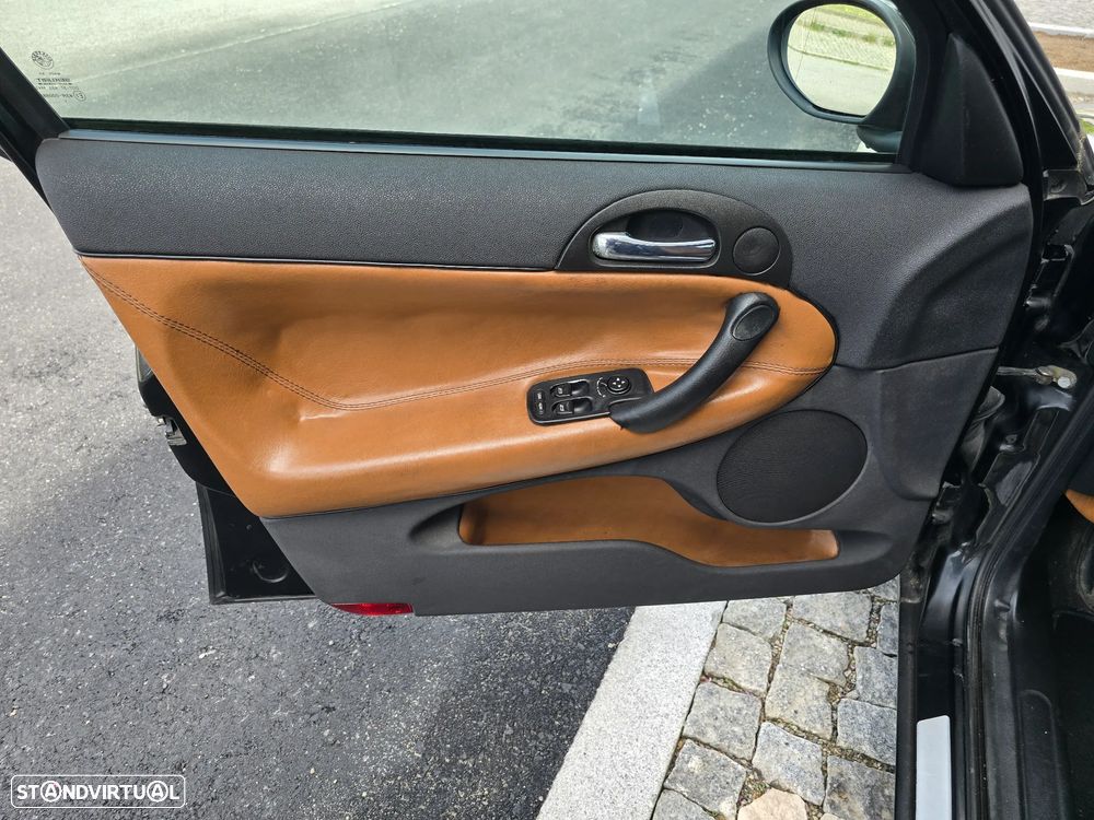 Alfa Romeo 147 1.9 JTD Plus - 31