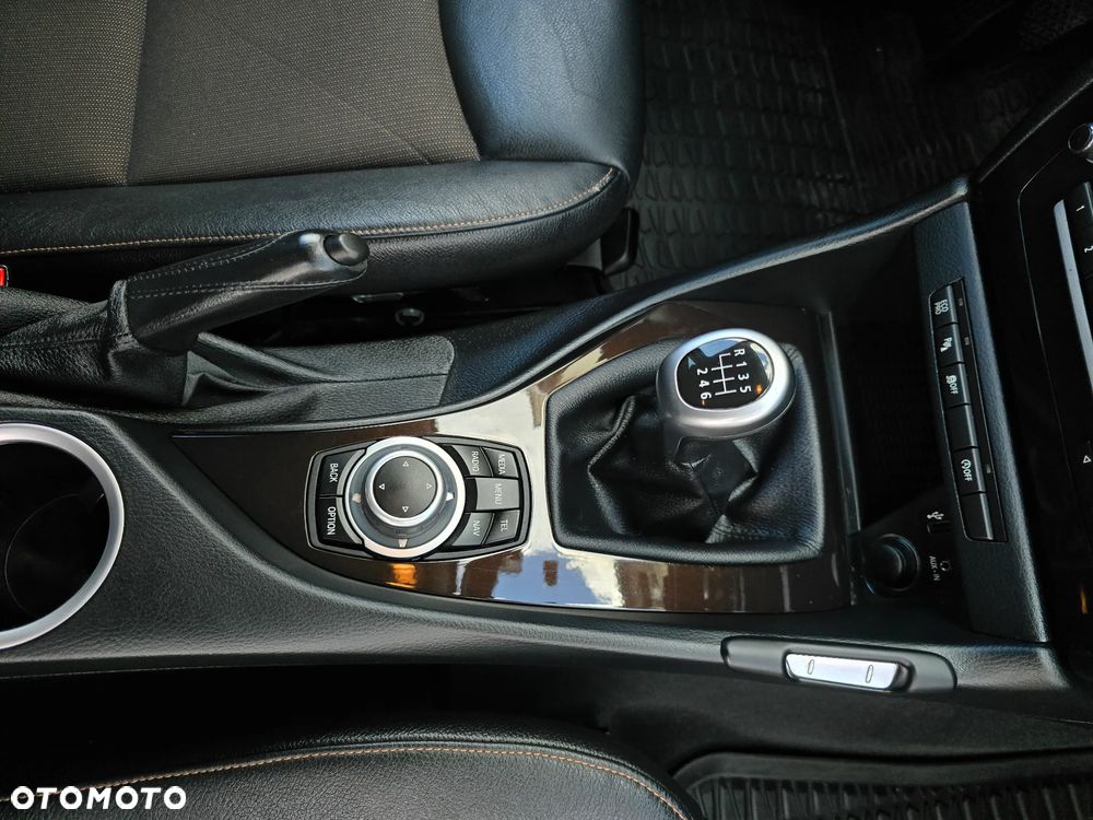 BMW X1 sDrive20i xLine - 17