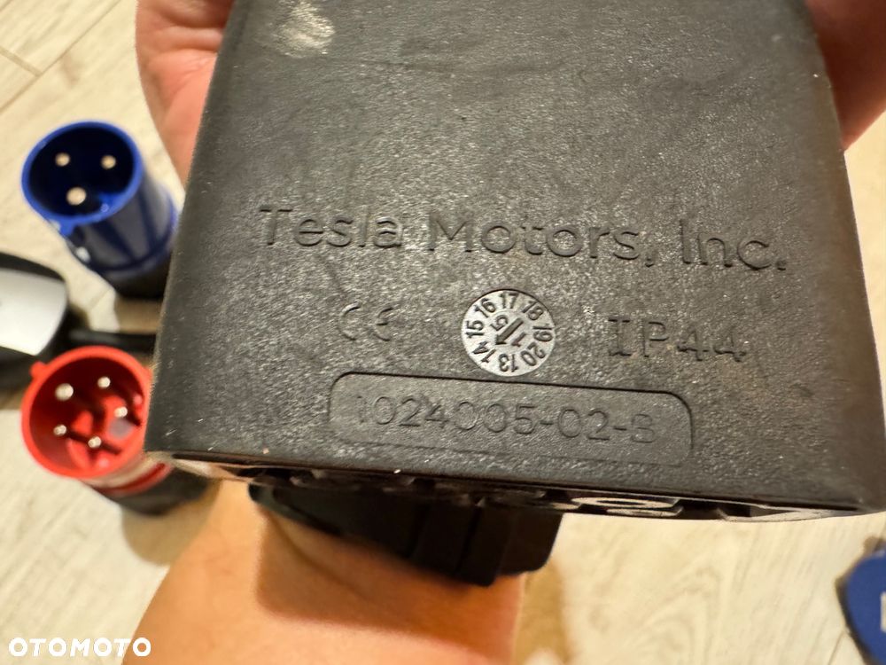 Kabel do Ładowania UMC 1 2 TESLA 11KW 3P 3 FAZY ZESTAW ADAPTERÓW - 16