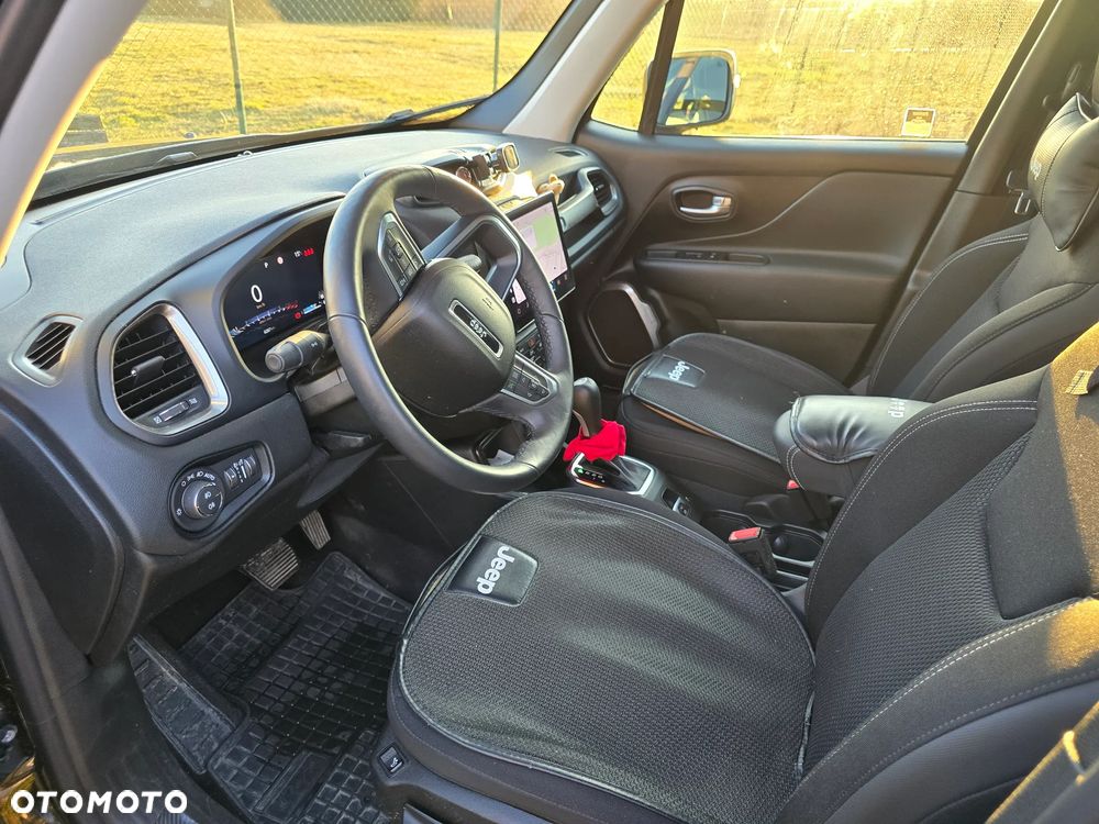 Jeep Renegade 1.5 T4 mHEV Summit FWD S&S DCT - 11