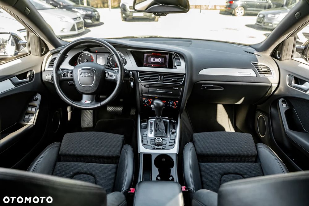 Audi A4 Avant 2.0 TFSI quattro S tronic S line Sportpaket - 28