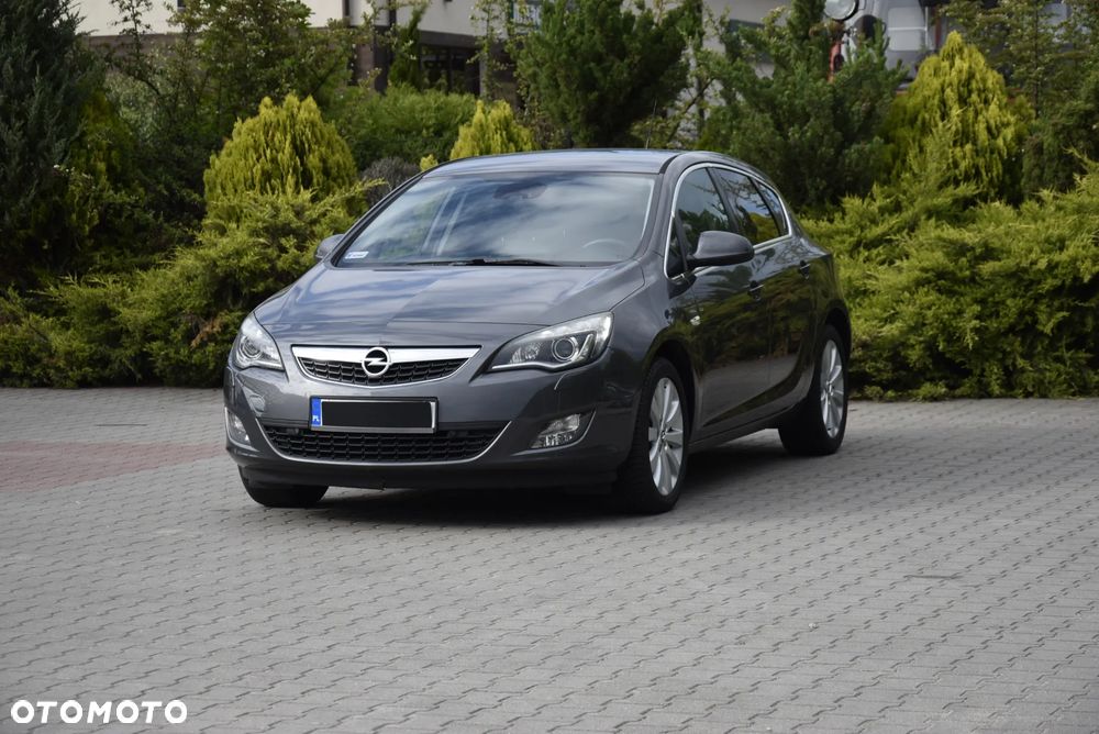 Opel Astra 1.6 Enjoy EU6 - 8
