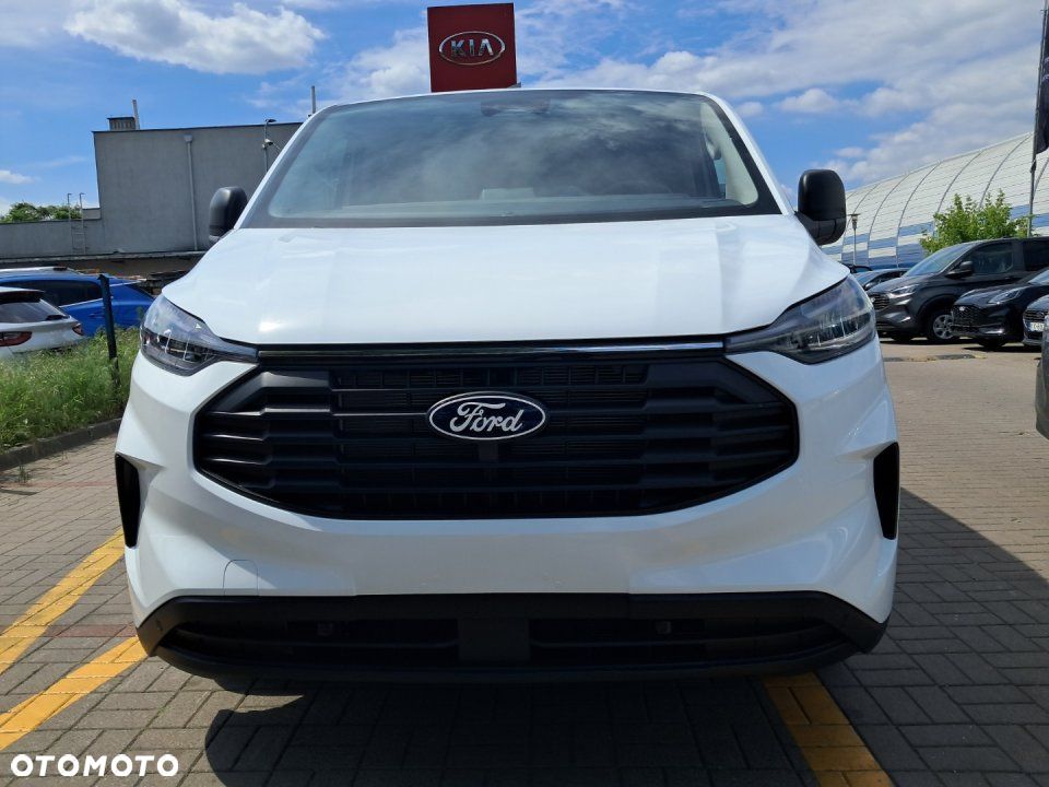 Ford Transit Custom - 11