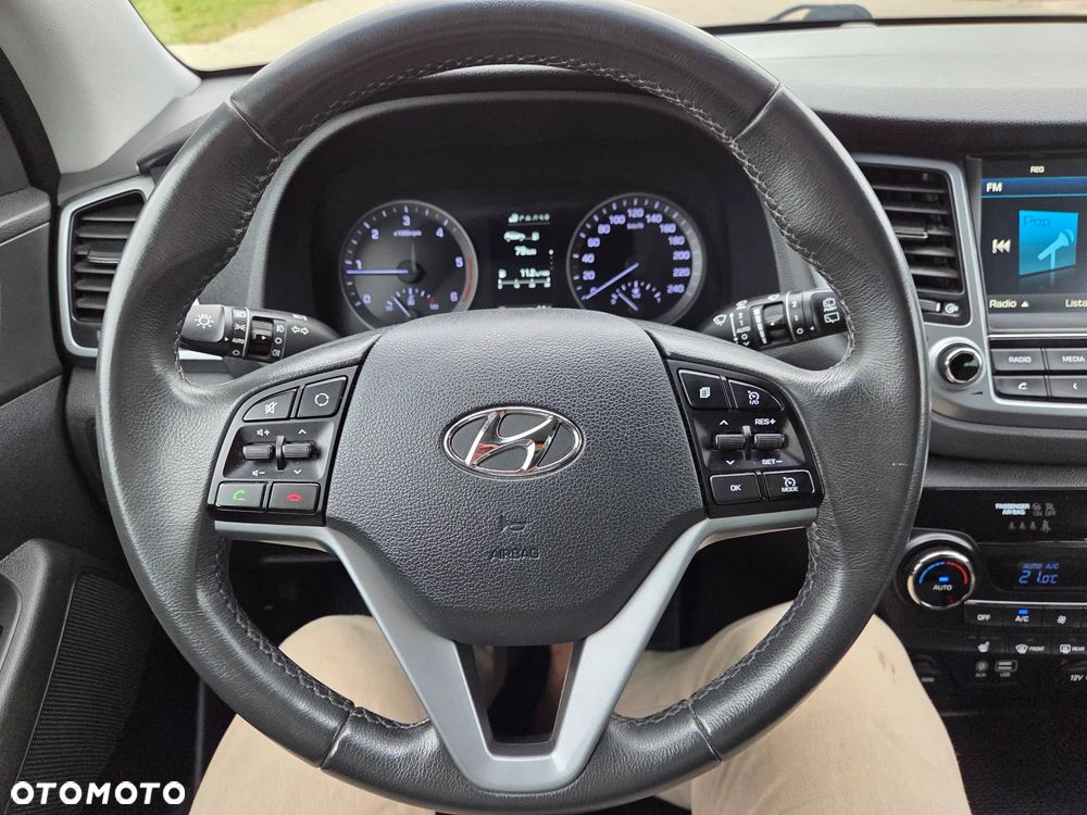 Hyundai Tucson blue 1.7 CRDi 2WD Intro Edition - 14
