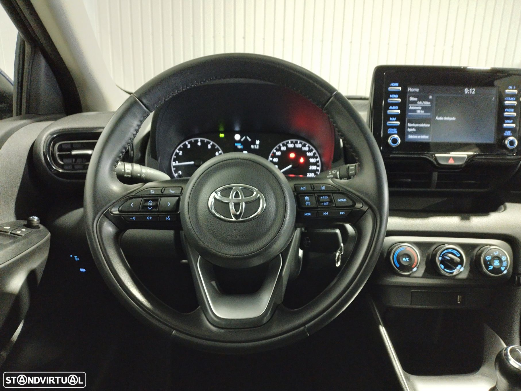 Toyota Yaris 1.0 VVT-i Comfort Plus - 10