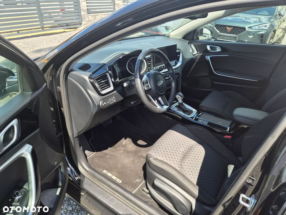 Kia Ceed 1.5 T-GDI DCT7 OPF Platinum Edition - 9