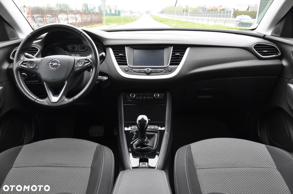 Opel Grandland X 1.2 T GPF Design Line S&S - 7