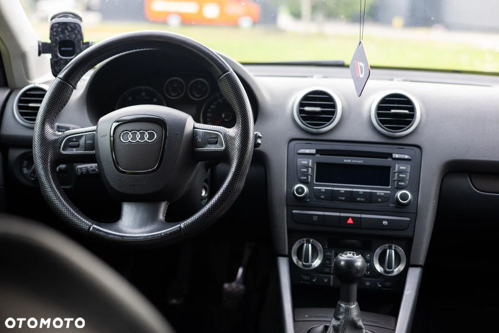 Audi A3 Sportback - 14