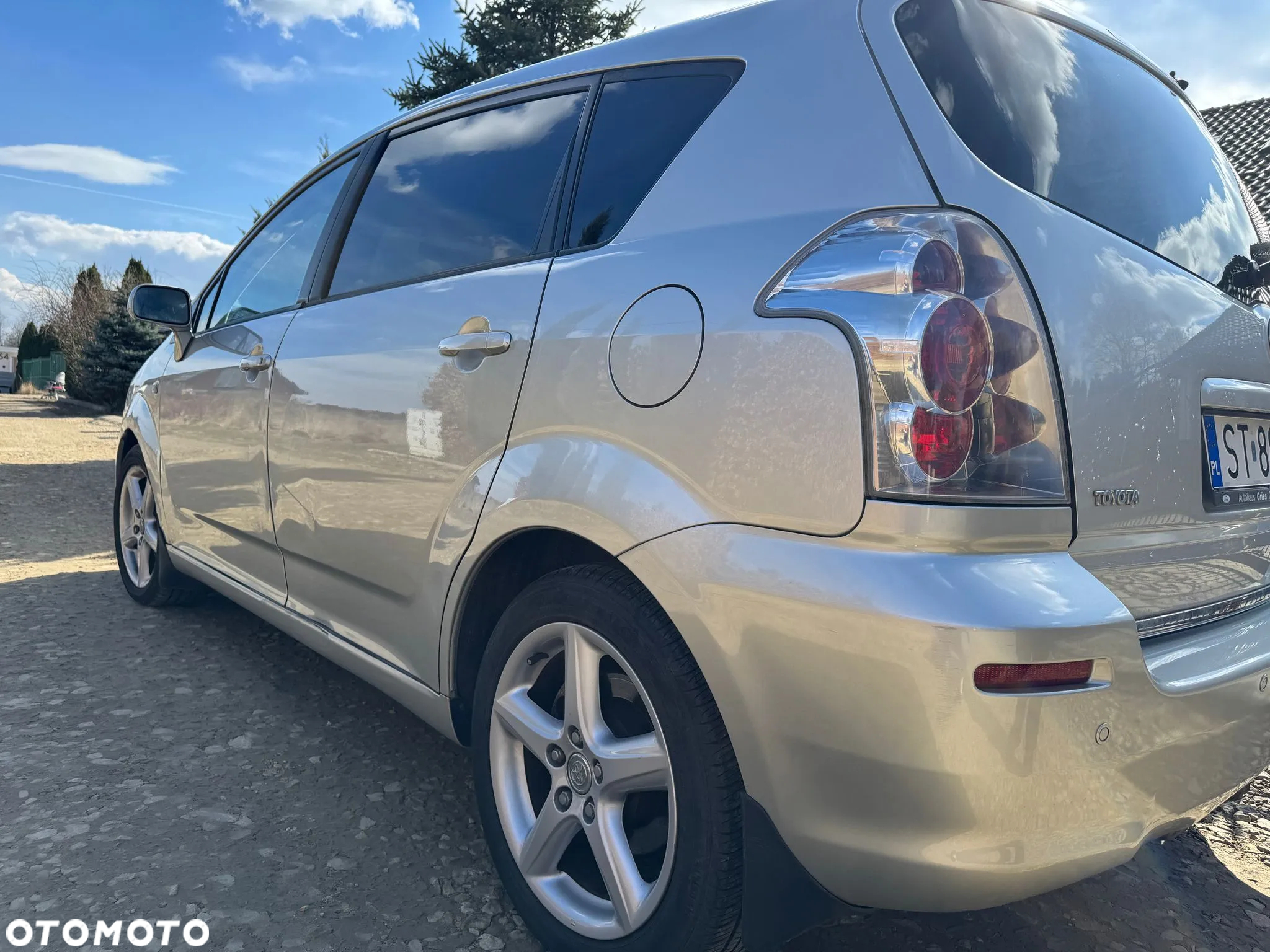 Toyota Corolla Verso 1.8 Gold + 7os - 21