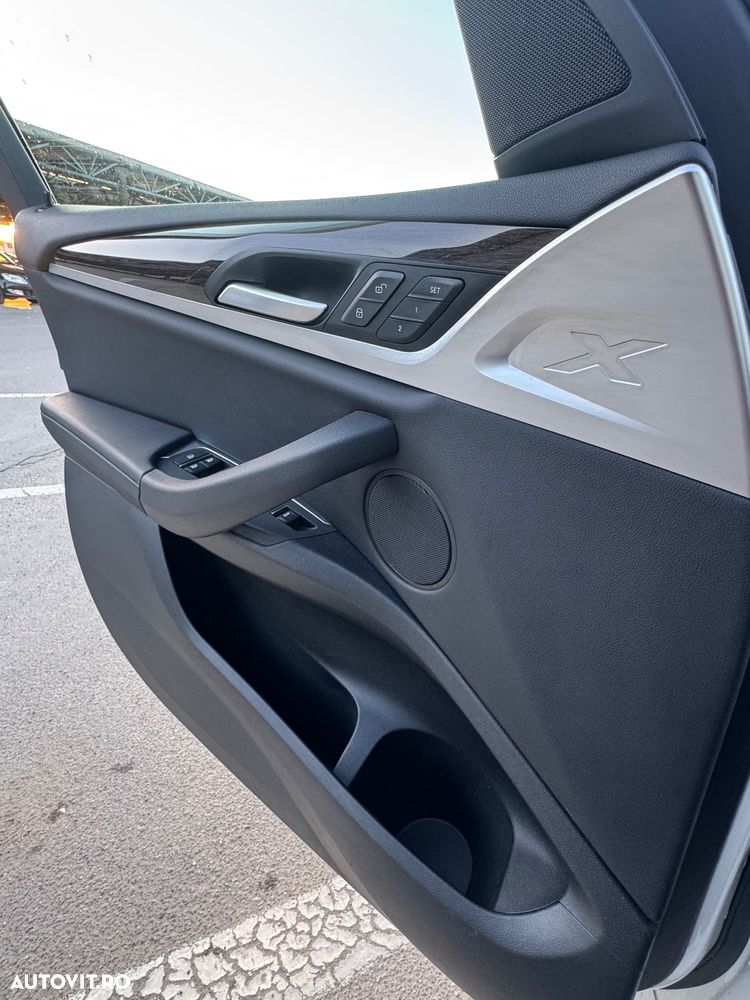 BMW X3 xDrive30i Aut. xLine - 22