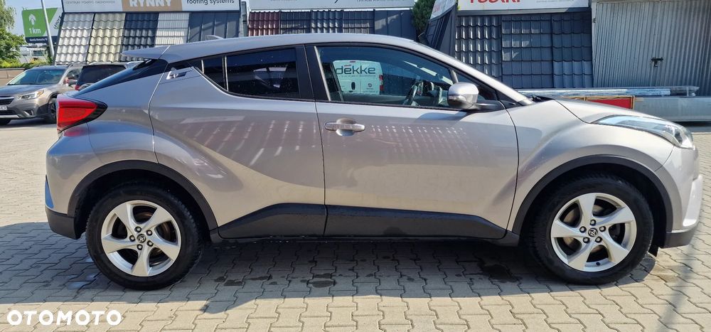 Toyota C-HR - 8