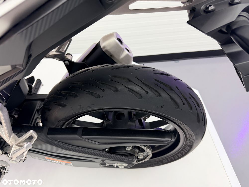 Honda CB - 26
