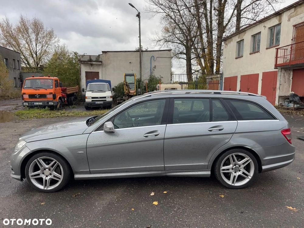5399A. Drzwi Lewy Przód C792 Mercedes C-Klasa W204 2009R PrzedLift (2007–2011)- Wysyłka - 1